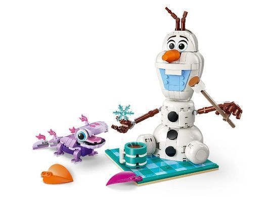 LEGO Конструктор LEGO Disney Princess Веселощі на пікніку Олафа та Бруні 43287 фото