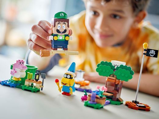 LEGO Конструктор Super Mario Приключения с интерактивным LEGO Луиджы 71440 фото