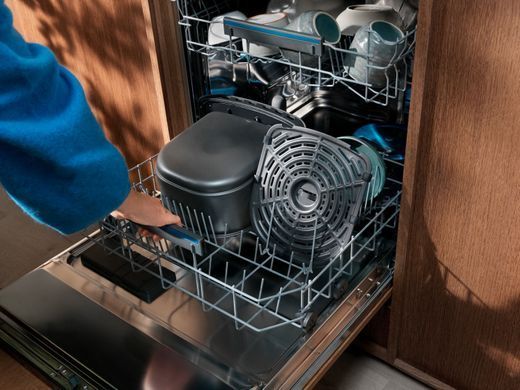 Electrolux Мультипіч 1800Вт, чаша-7л, сенсорне керування, 6 авто. програм, пара, пластик, чорний EAF7SB фото