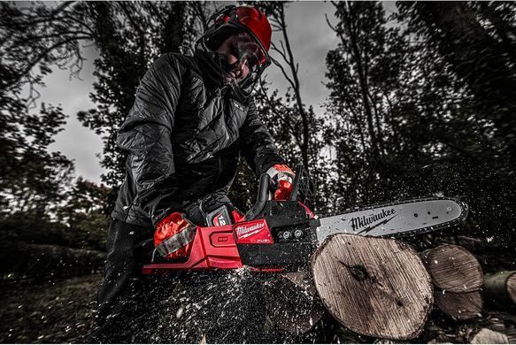 Milwaukee Пила ланцюгова акумуляторна Milwaukee M18 FCHSC-0 18В шина 30см 6.4кг без АКБ та ЗП 4933471441 фото
