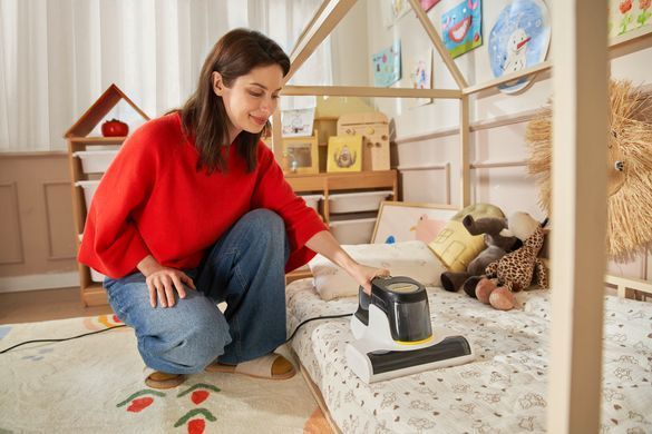 Karcher Пылесос ручной дезинфицирующий VCH 4 UVClean, 500Вт, конт пыль -0.4л, с УФ-лампою, желто-черный 1.198-412.0 фото