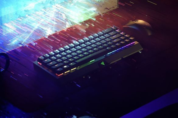 Razer Клавиатура игровая BlackWidow V3 Mini HyperSpeed Green Switch WL/BT/USB RU RGB, Black RZ03-03891600-R3R1 фото