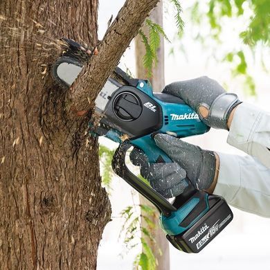 Makita Пила цепная аккумуляторная LXT DUC101SF 18В акб 1х2А&middot;час ЗП DC18SD 10см 2кг DUC101SF фото