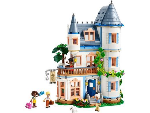 LEGO Конструктор Friends Замковый отель &laquo;Ночевка и завтрак&raquo; 42638 фото