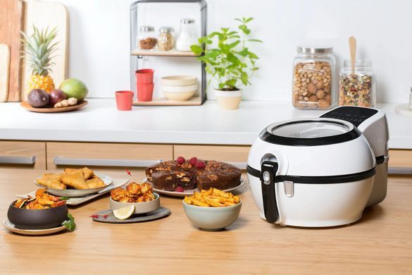 Tefal Мультипечь ActiFry Genius, 1350Вт, чаша-1.2л, сенсорне управл., пластик, подкл. к смартфону, белый FZ760030 фото