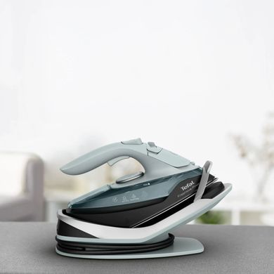 Tefal Tefal iron Freemove Power Cordless, 2600W, 250ml, steam boost -220g, constant steam - 40g, Anti-calc, ceramic soleplate, green FV6670E0 фото