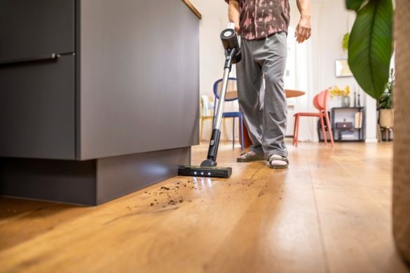 Karcher Пылесос беспроводной VCS 3 Nano Complete, контейнер для пыли -0,6 л, автономная работа до 50 мин, белый 1.198-930.0 фото