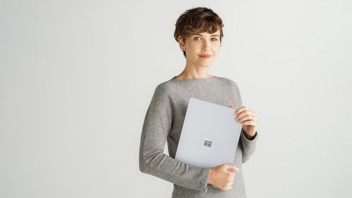 Microsoft Ноутбук Laptop 6 13.5" PS Touch, Intel Core Ultra 7, 32GB, F1TB, UMA, Win11P, платиновый ZKB-00026 фото