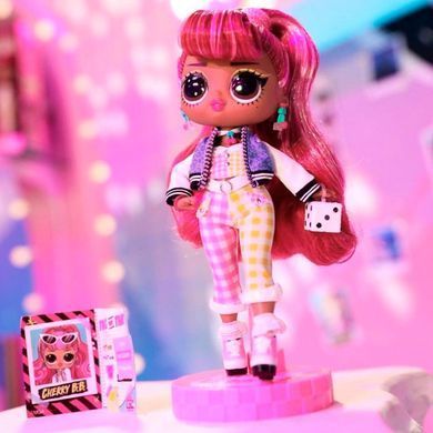 Игровой набор с куклой L.O.L. SURPRISE! серии "Tweens" &ndash; ЧЕРРИ-ЛЕДИ (с аксессуарами) 576709 фото
