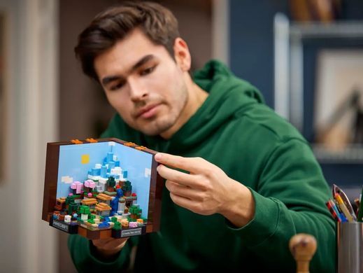 LEGO Конструктор Minecraft Верстак 21265 фото