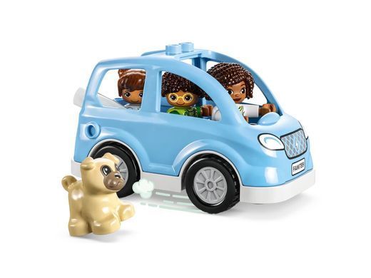 LEGO Конструктор DUPLO Town Семейный дом 3 в 1 10994 фото