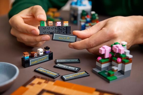 LEGO Конструктор Minecraft Верстак 21265 фото