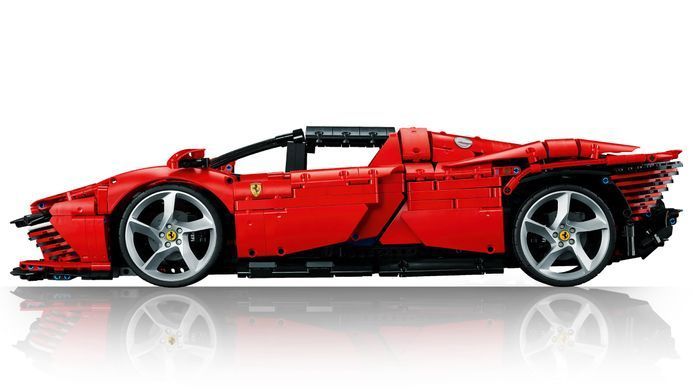 LEGO Конструктор Technic Ferrari Daytona SP3 42143 фото