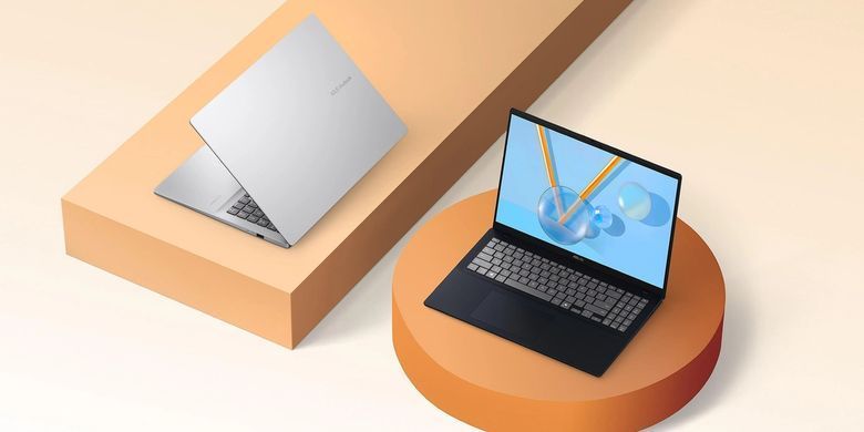 ASUS Ноутбук ASUS Vivobook 16 M1607KA-MB060 16" WUXGA IPS, AMD AI 7 350, 16GB, F1TB, UMA, NoOS, Сріблястий 90NB15F2-M004D0 фото