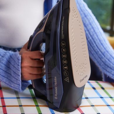 Russell Hobbs Праска Russell Hobbs, 3100Вт, паровий удар -210гр, верт. відпарювання, керам. підошва, чорно-синий 28630-56 фото