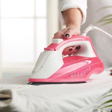 Russell Hobbs Утюг Light&Easy Pro, 2600Вт, 240мл, паровой удар -130гр, постоянный пар - 40гр, керам. подошва, бело-розовый 26461-56 фото