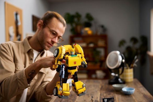 LEGO Конструктор Icons Трансформери. Бамблбі 10338 фото