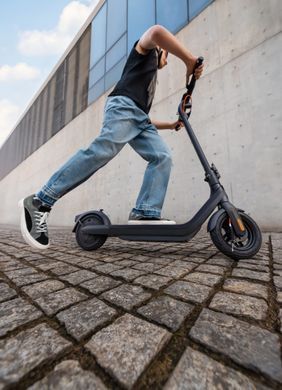 Segway Електросамокат E2 PRO E, чорний AA.05.14.05.0005 фото