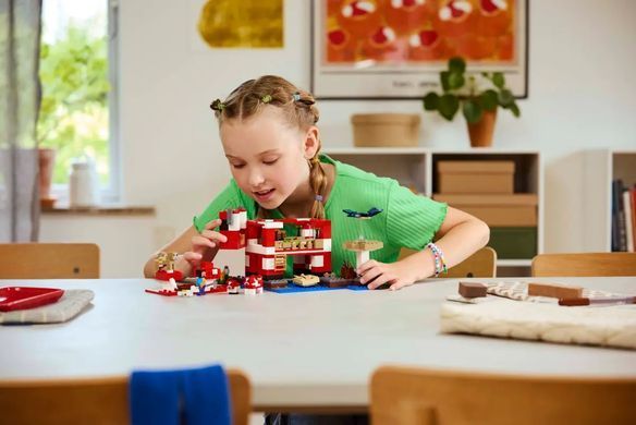 LEGO Конструктор Minecraft Грибной дом 21270 фото