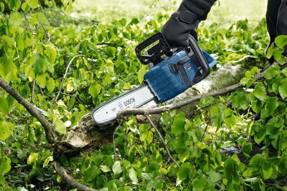 Bosch Пила ланцюгова акумуляторна GKE 18V-40 18В шина 40см 3.7кг без АКБ та ЗП 0.600.8D3.000 фото