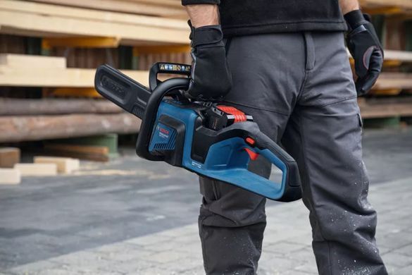Bosch Пила ланцюгова акумуляторна GKE 18V-40 18В шина 40см 3.7кг без АКБ та ЗП 0.600.8D3.000 фото