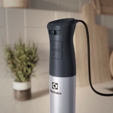 Electrolux Блендер ручний E5HB2-8SS
