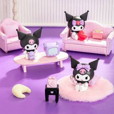 Фігурка-сюрприз POP TOP KUROMI &ndash; СВЯТКОВИЙ НАСТРІЙ (світло, в ас.) 25WH-001 фото
