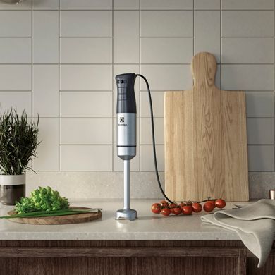 Electrolux Блендер ручний E5HB2-8SS