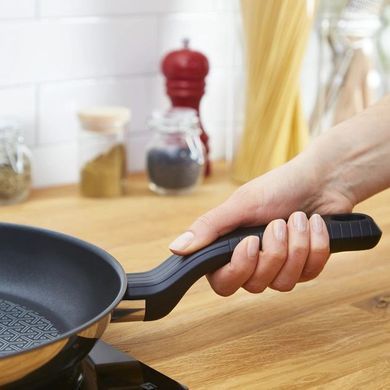 Tefal Сковорода Comfort Max, 26см, покриття Titanium G7260544 фото
