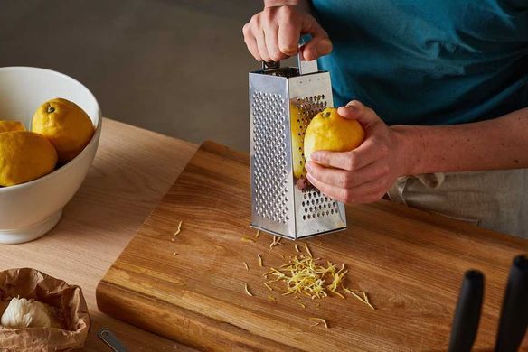 Терка 4-х стороння Fiskars Essential, нерж. сталь 1023798 фото