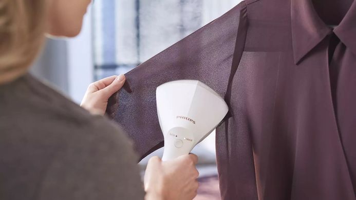 Philips Відпарювач компактний 8000 Series, 1600Вт, 230мл, постійна пара - 32гр, керам. підошва, білий GC801/10 фото