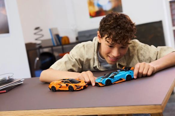 LEGO Конструктор Speed Champions Lamborghini Revuelto и Huracan STO 77238 фото