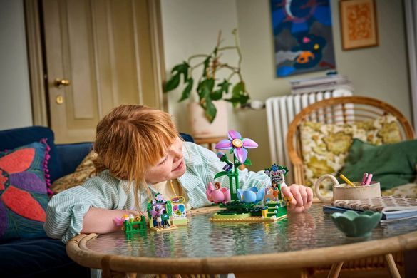 LEGO Конструктор LEGO Friends Карусель із квітами й чашками та казкова фотобудка 42702 фото