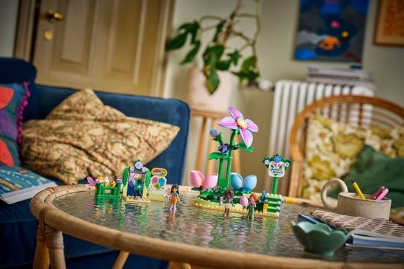 LEGO Конструктор LEGO Friends Карусель із квітами й чашками та казкова фотобудка 42702 фото