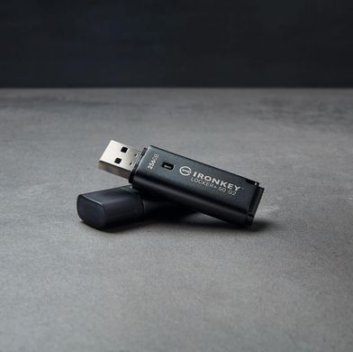 Kingston Накопичувач Kingston 64GB USB 3.2 Type-A Gen1 IronKey Locker+ 50 G2 IKLP50G2/64GB фото