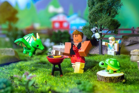 Roblox Игровая коллекционная фигурка Jazwares Roblox Multipack Adopt Me: Backyard BBQ W7 ROG0190 фото