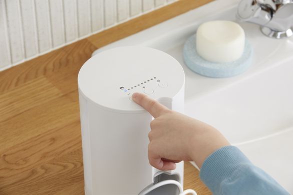 Panasonic Іригатор Panasonic стаціонарний, чаша 600 мл, від мережі , 4 насадки, білий EW1614W520 фото