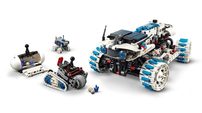 LEGO Конструктор Technic Луноход Lunar Outpost. Космический корабель 42211 фото