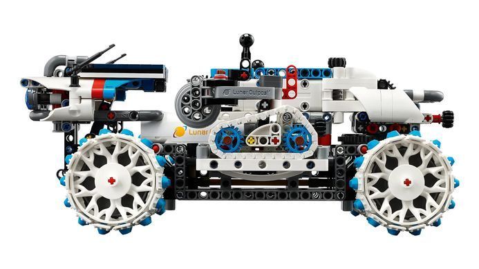 LEGO Конструктор Technic Луноход Lunar Outpost. Космический корабель 42211 фото