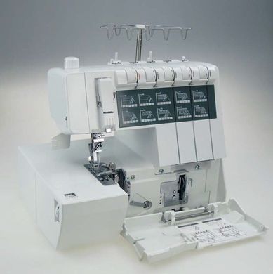 Minerva Коверлок M4000CL , 120Вт, 20 оп., (5, 4, 3, 2-х ниточные швы), белый M4000CL фото