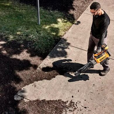 DeWALT Повітродув садовий акумуляторний DeWalt XR FLEXVOLT 54В 257.5км/год 3.2кг без АКБ та ЗП DCMBL777N фото