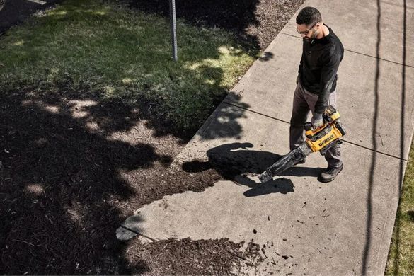 DeWALT Повітродув садовий акумуляторний DeWalt XR FLEXVOLT 54В 257.5км/год 3.2кг без АКБ та ЗП DCMBL777N фото