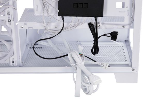 2E Gaming Корпус Fantom GK701W без БП 2xUSB3.0, 1xUSBType-C 4x120мм ARGB VGA 400мм LCS ready контроллер с пультом TG Side/Front Panel mATX белый 2E-GK701W фото