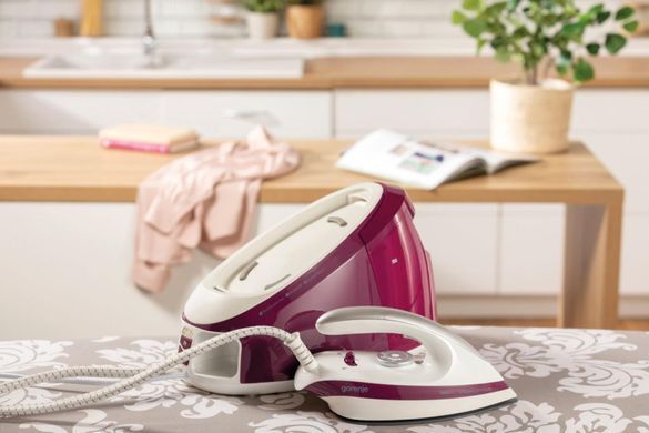 Gorenje Праска-парогенератор, 2800Вт, 1700мл, паровий удар -140гр, мех.упр., керам. підошва, бордовий SGD2800WV фото