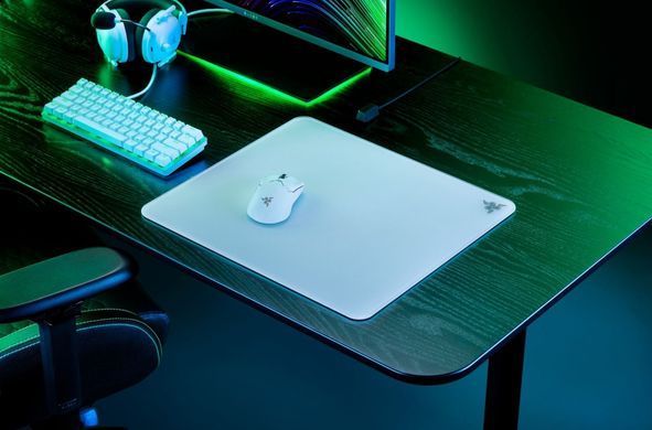 Razer Игровая поверхность Atlas, L (450x400x5мм), белый RZ02-04890200-R3M1 фото