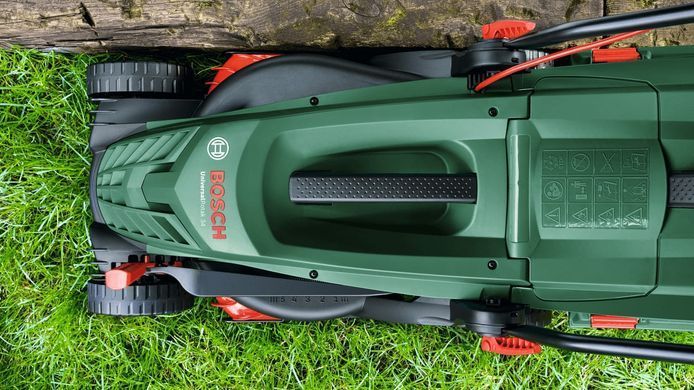 Bosch Газонокосарка мережева UniversalRotak 34-405 1300Вт 34см 40л 27-50мм 11кг 0.600.8A6.401 фото
