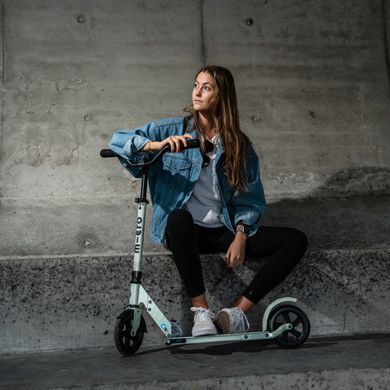 Самокат MICRO серії "Speed Deluxe" - КОЛІР ЗЕЛЕНОЇ ГЛИНИ (складаний, до 100 kg, двоколісний) SA0211 фото