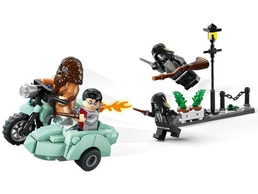 LEGO Конструктор LEGO Harry Potter Геґрід і Гаррі: Втеча з Тисової вулиці 76459 фото