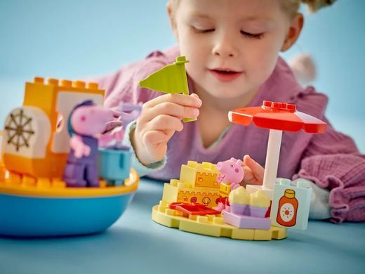 LEGO Конструктор DUPLO Peppa Pig Морская прогулка Пеппы на лодке 10432 фото