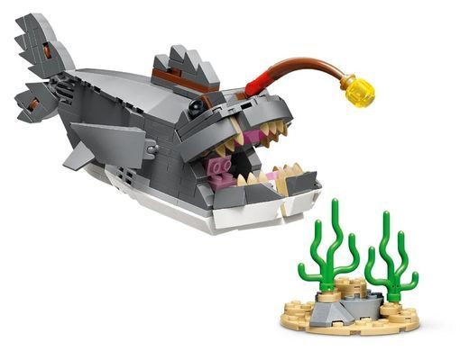 LEGO Конструктор LEGO Creator Люта акула зі скринею скарбів 31381 фото